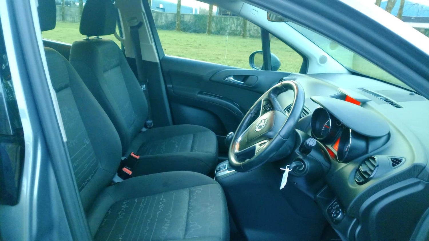 Used Vauxhall Meriva 2017 for sale - 77354003: Photo 7