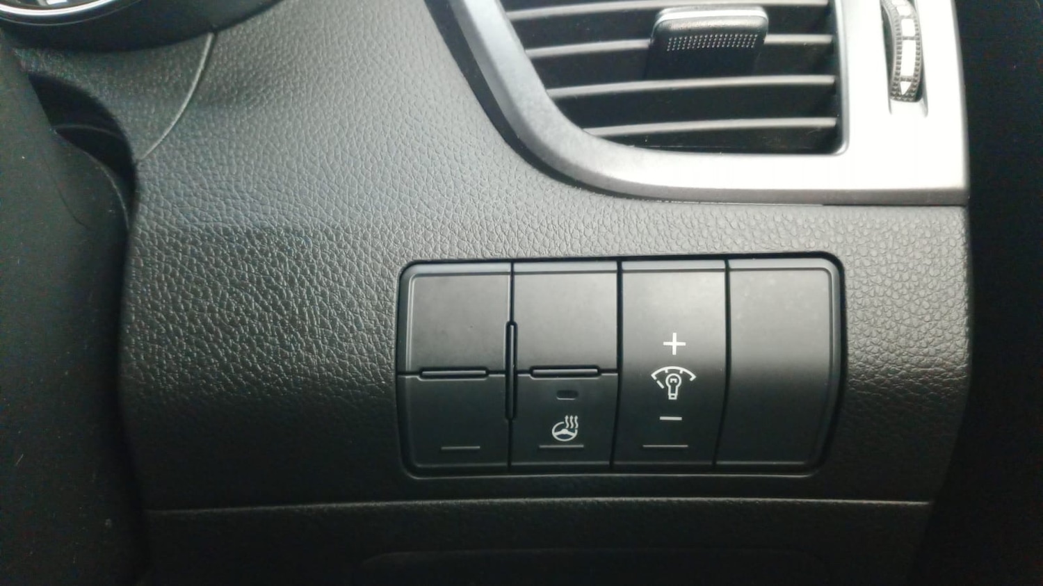 Used Hyundai i30 2015 for sale - 76364901: Photo 18