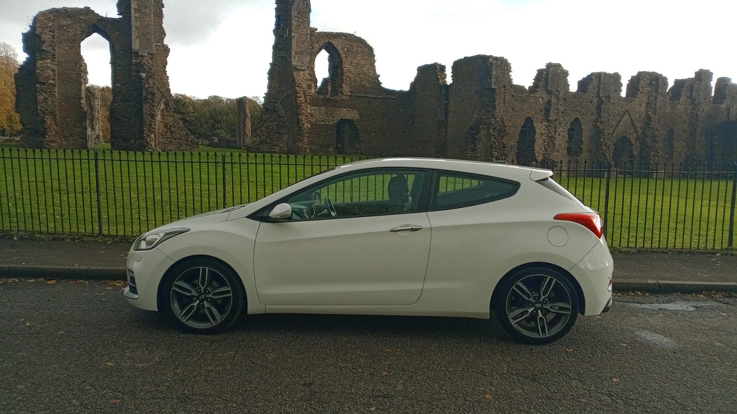 Used Hyundai i30 2015 for sale - 76364901: Photo 3