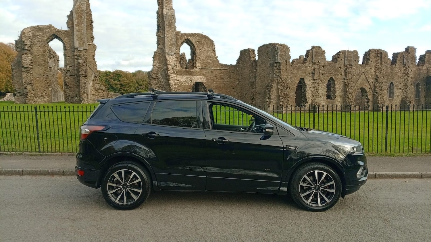Used Ford Kuga 2018 for sale - 76318926: Photo 2