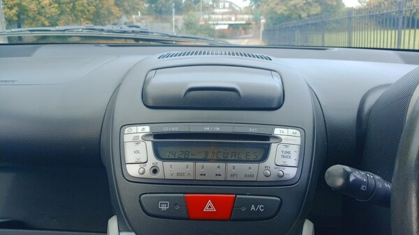 Used Toyota AYGO 2013 for sale - 76206609: Photo 15
