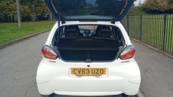 Used Toyota AYGO 2013 for sale - 76206609: Photo 20