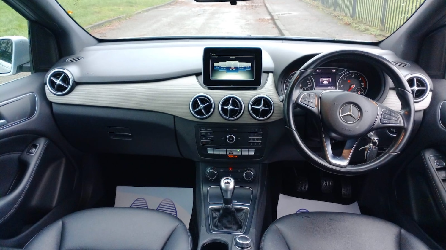 Used Mercedes-Benz B Class 2015 for sale - 76541163: Photo 10