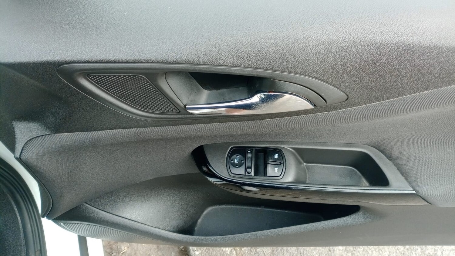 Used Vauxhall Corsa 2015 for sale - 78197761: Photo 21