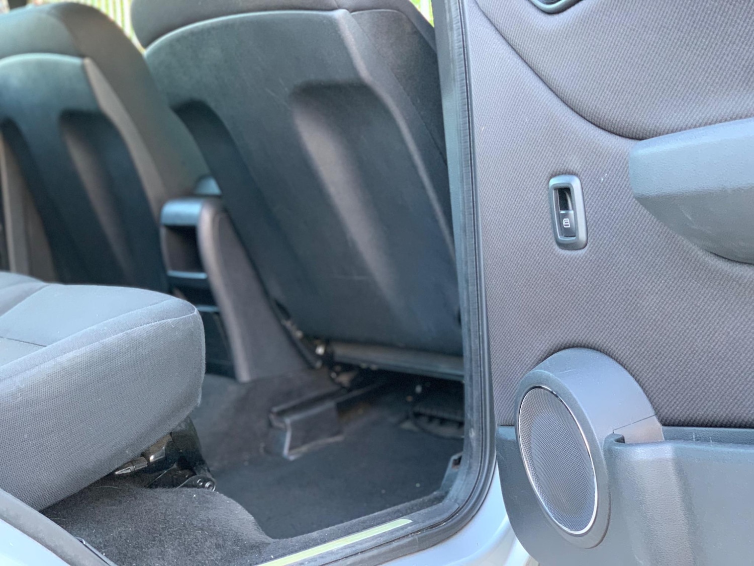 Vehicle 27