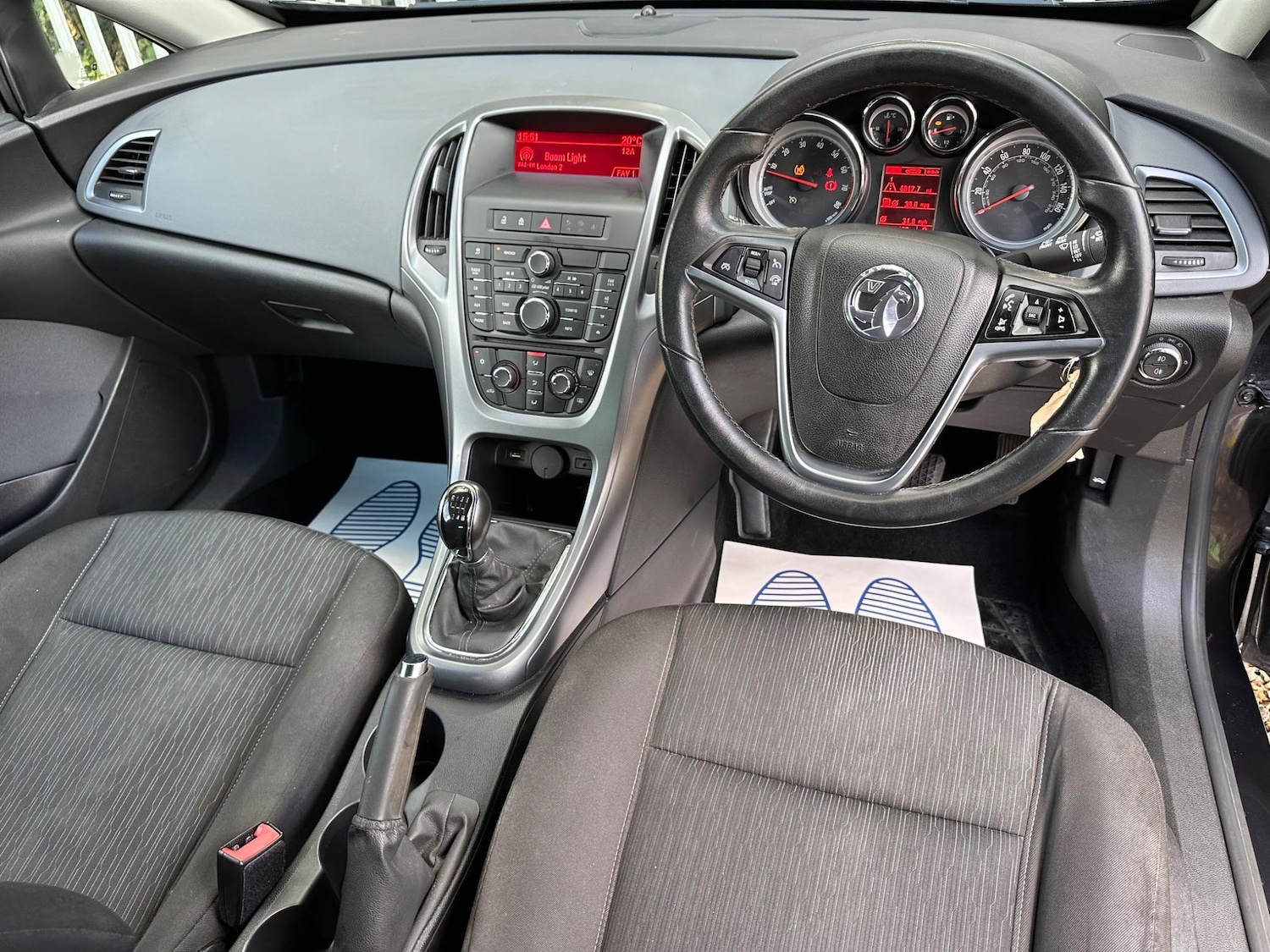 Vehicle 28