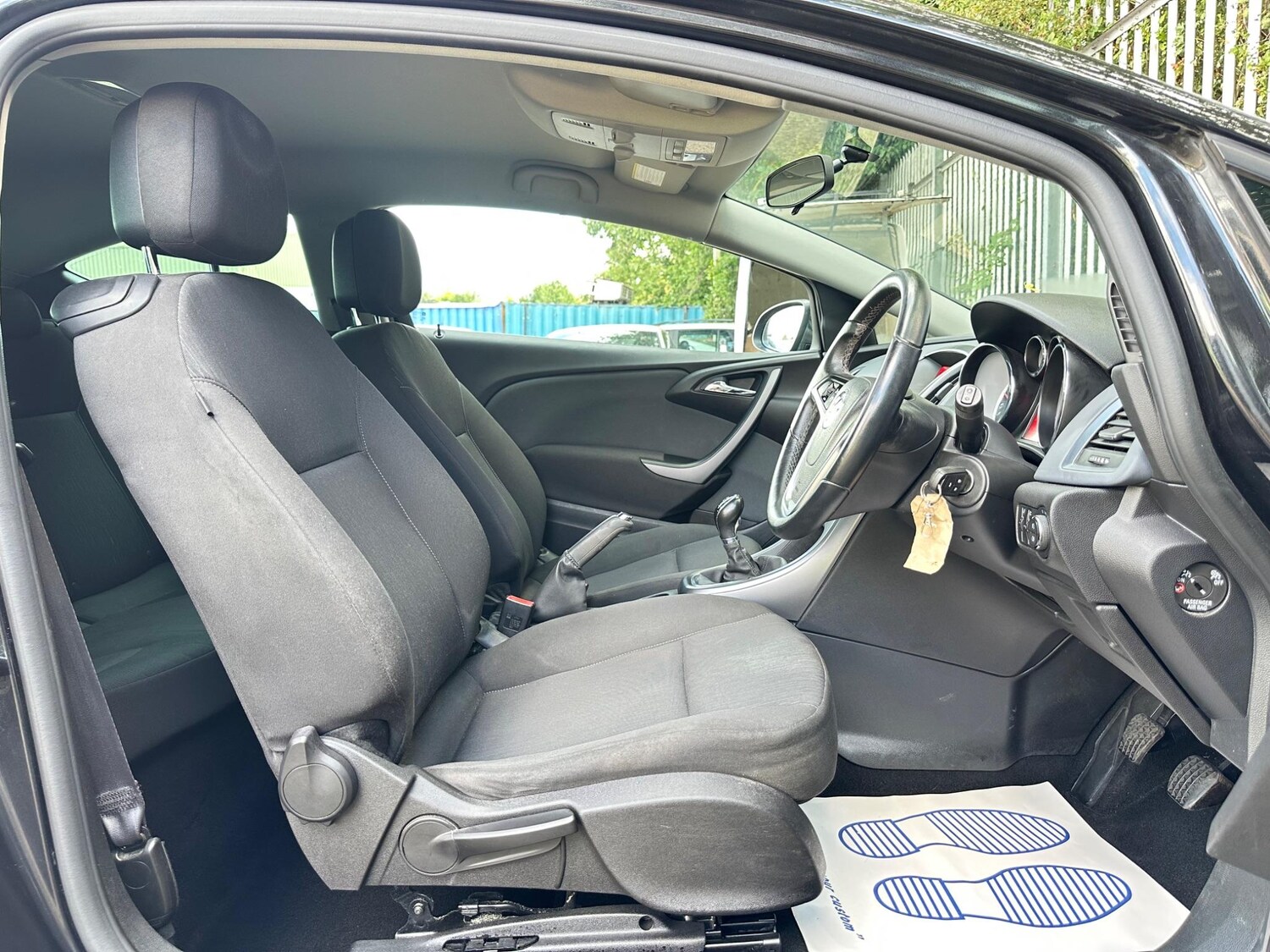 Vehicle 29
