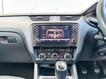 Used Skoda Octavia 2018 for sale - 75377725: Photo