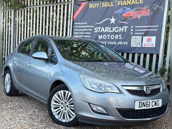 2011 (61) - 1.4 16v Excite Euro 5 5dr