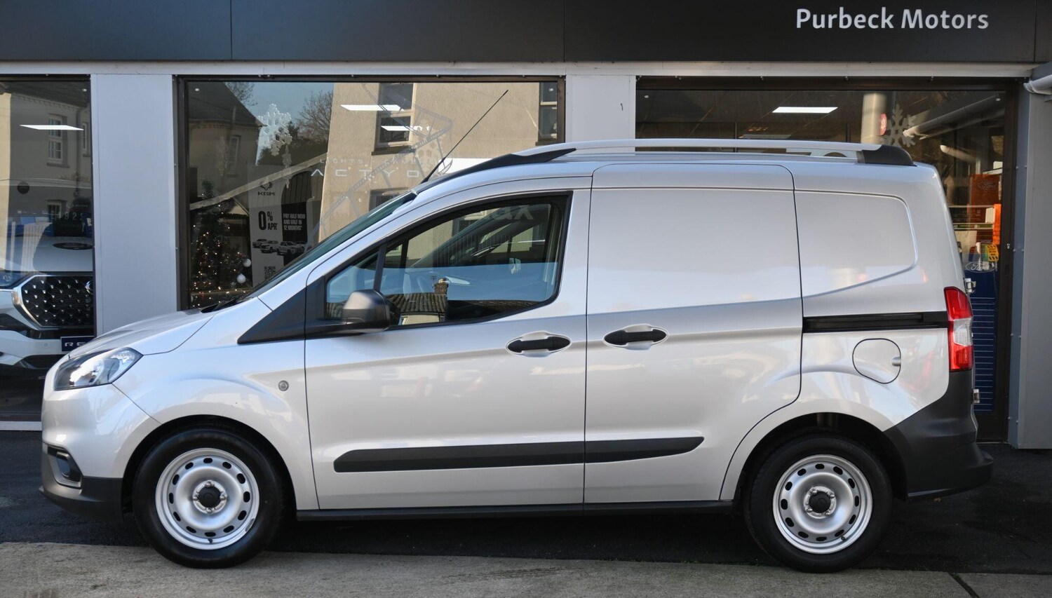 Used Ford Transit Courier 2022 for sale - 77344072: Photo 8