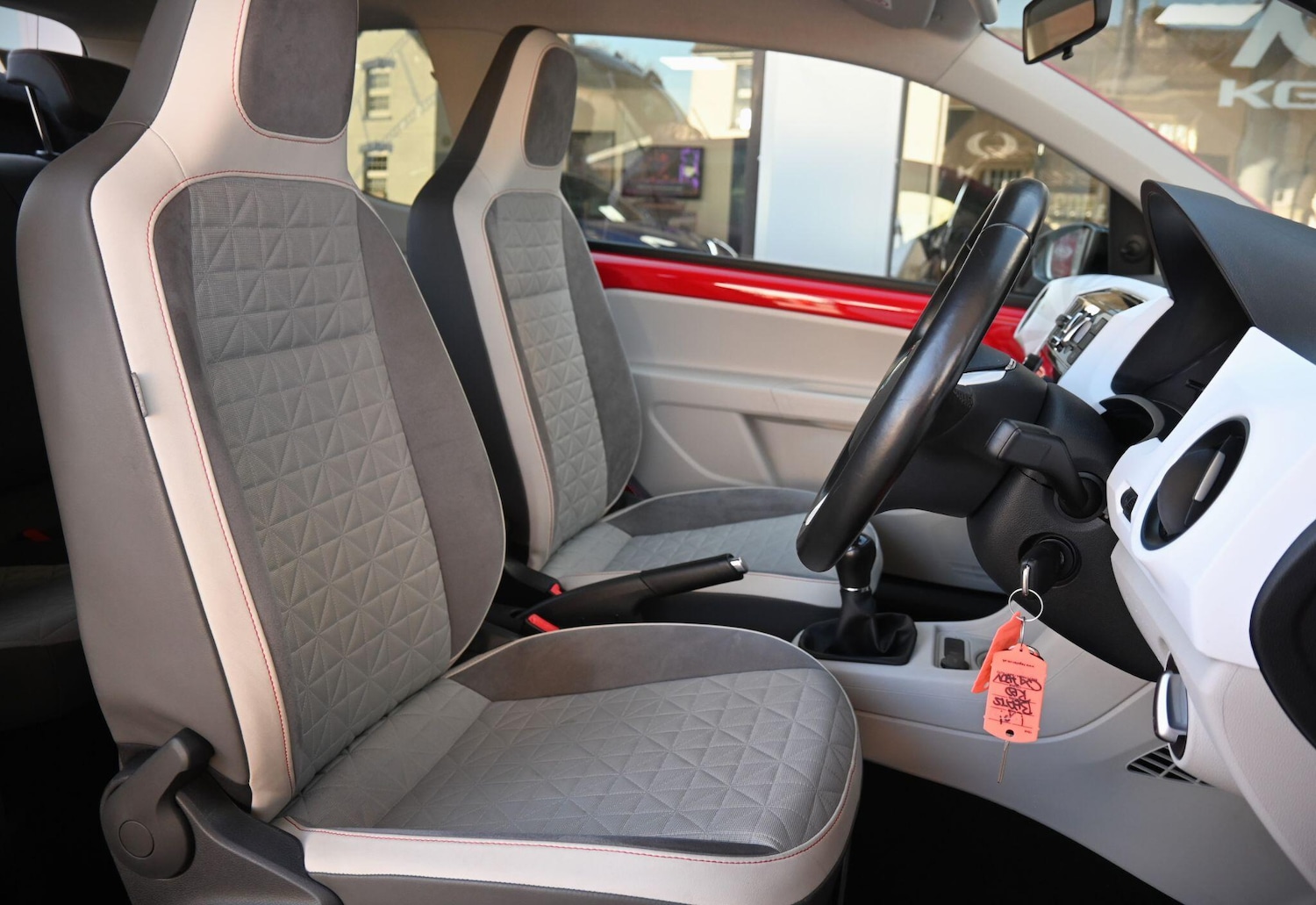 Used Volkswagen up! for sale - 77825268: Photo 11