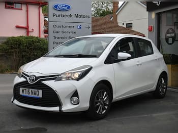 Used Toyota Yaris 2015 for sale - 79847181: Photo
