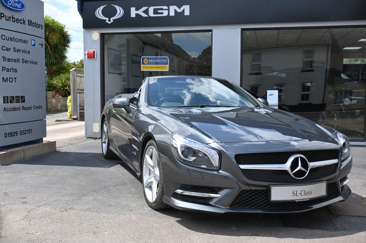 Used Mercedes-Benz SL 2016 for sale - 77343933: Photo 2