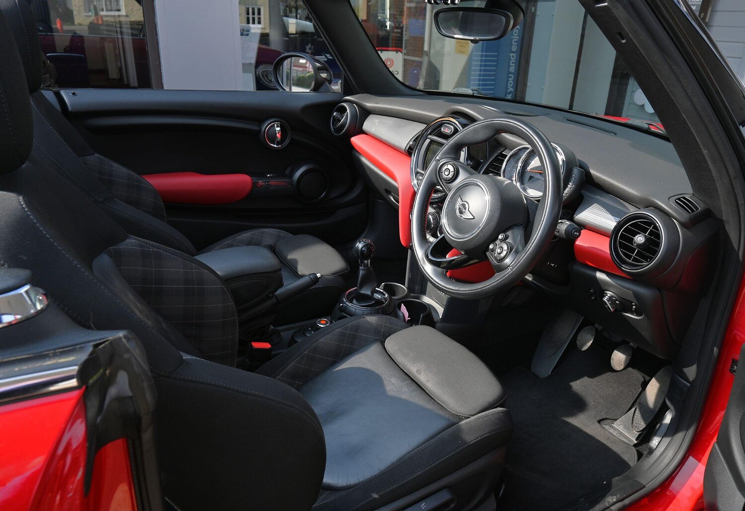 Used MINI Convertible 2017 for sale - 78100443: Photo 13