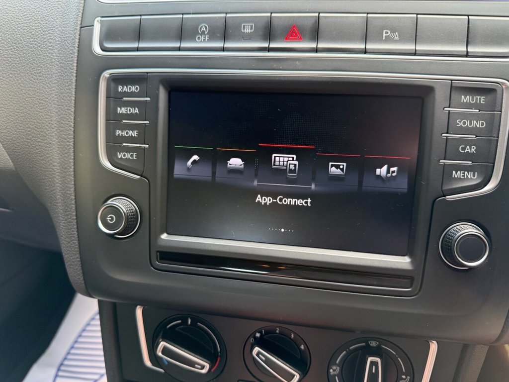 Used Volkswagen Polo 2016 for sale - 75876097: Photo 37