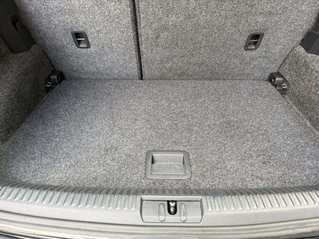 Used Volkswagen Polo 2016 for sale - 75876097: Photo 49