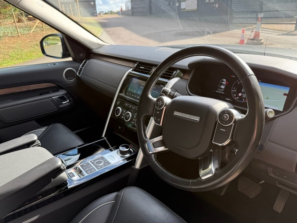 Used Land Rover Discovery 2018 for sale - 75831799: Photo 30