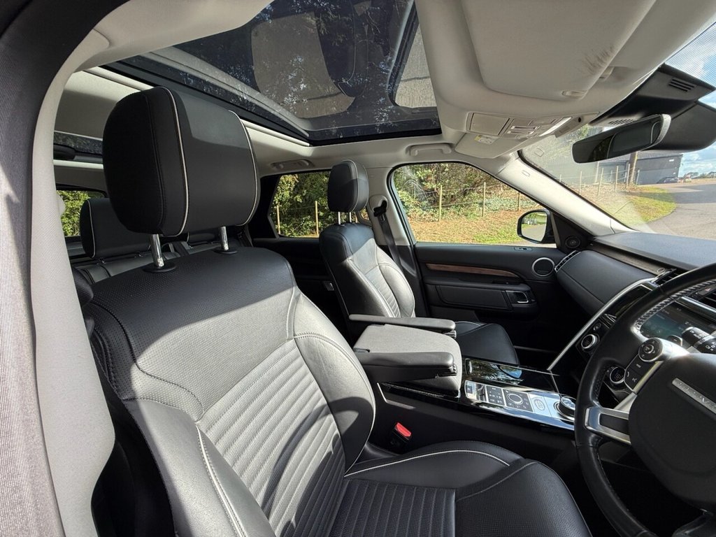 Used Land Rover Discovery 2018 for sale - 75831799: Photo 32