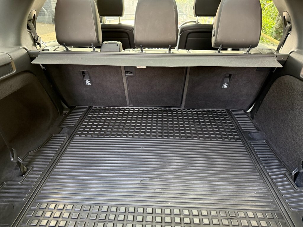 Used Land Rover Discovery 2018 for sale - 75831799: Photo 40