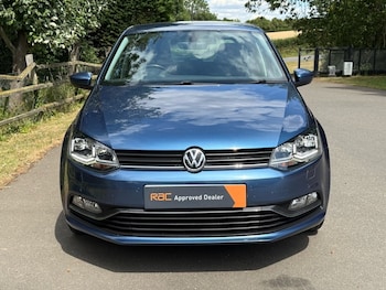 Used Volkswagen Polo 2016 for sale - 75037940: Photo
