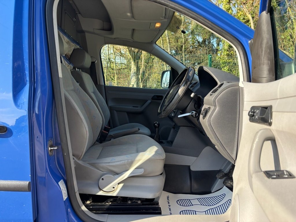 Used Volkswagen Caddy 2009 for sale - 77835309: Photo 32