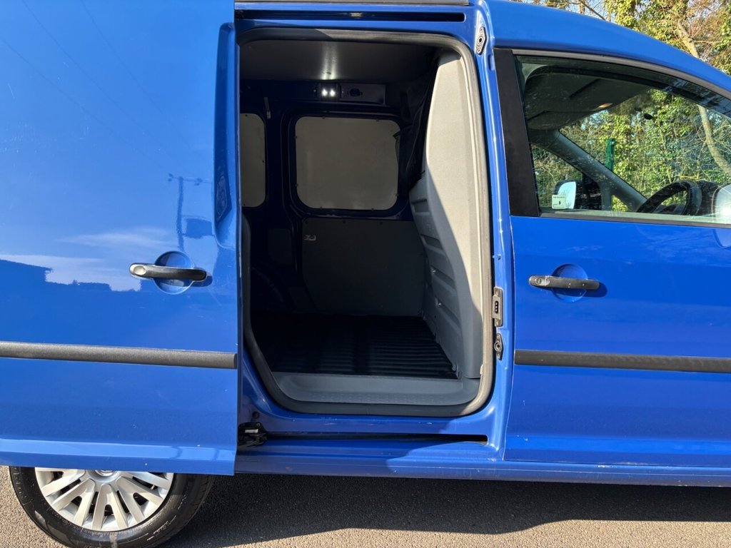 Used Volkswagen Caddy 2009 for sale - 77835309: Photo 49