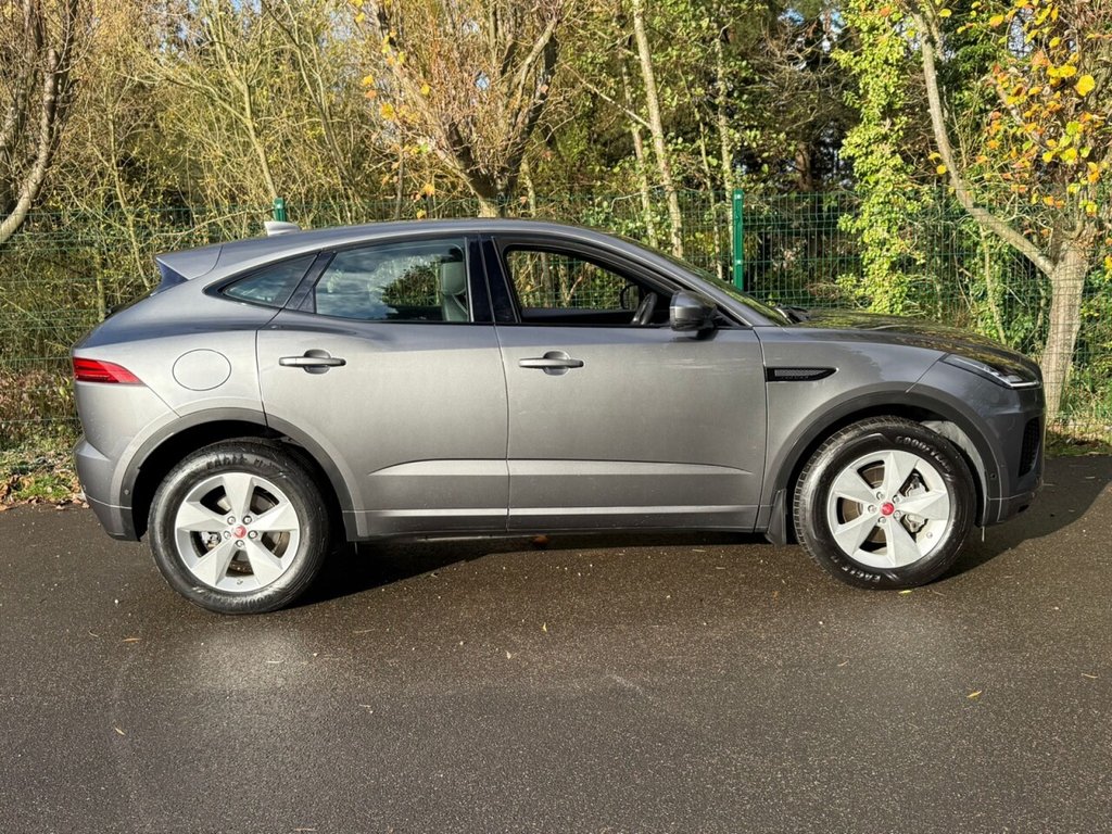 Used Jaguar E-Pace 2018 for sale - 76686359: Photo 12