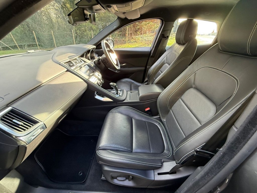 Used Jaguar E-Pace 2018 for sale - 76686359: Photo 23
