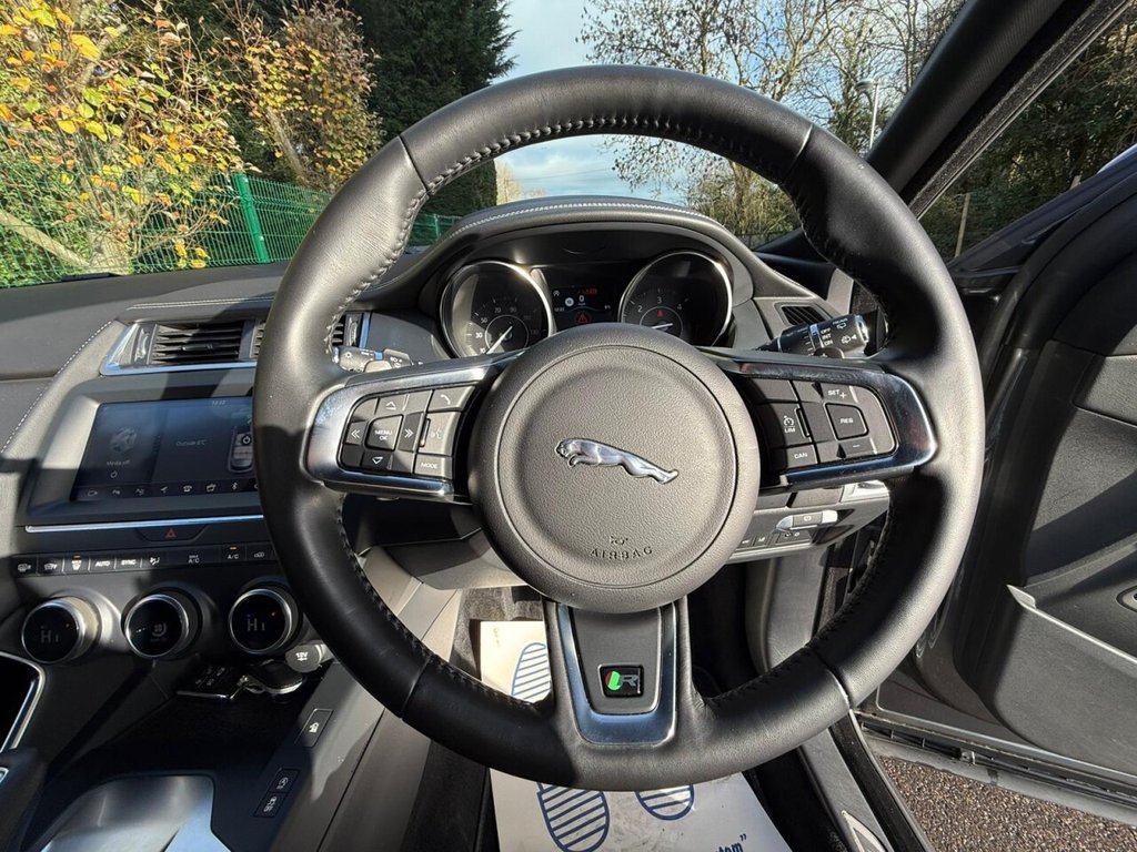 Used Jaguar E-Pace 2018 for sale - 76686359: Photo 28