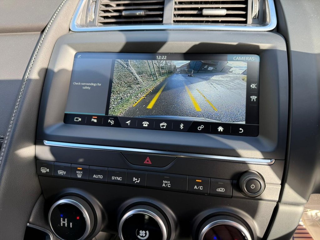 Used Jaguar E-Pace 2018 for sale - 76686359: Photo 30