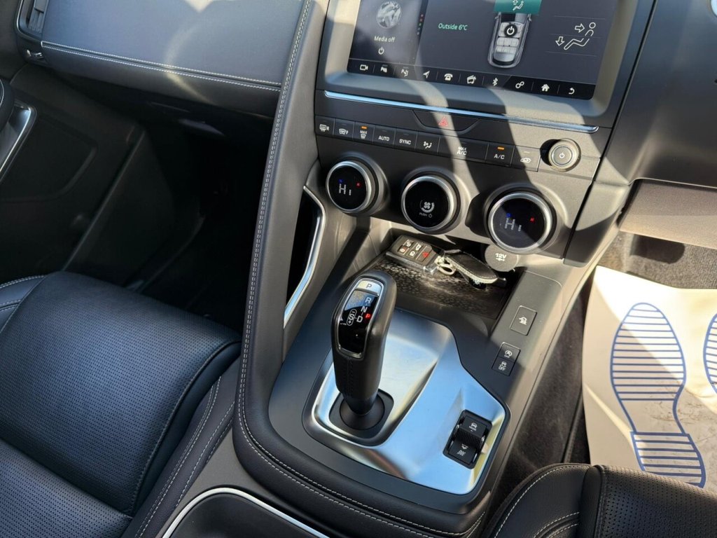 Used Jaguar E-Pace 2018 for sale - 76686359: Photo 34