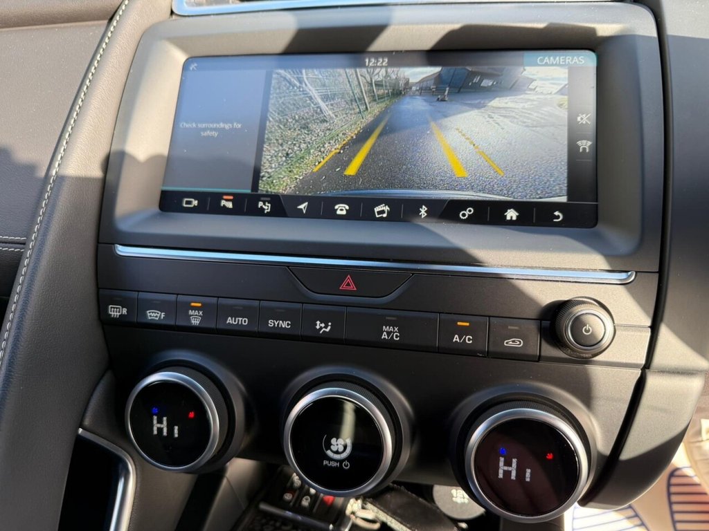 Used Jaguar E-Pace 2018 for sale - 76686359: Photo 36