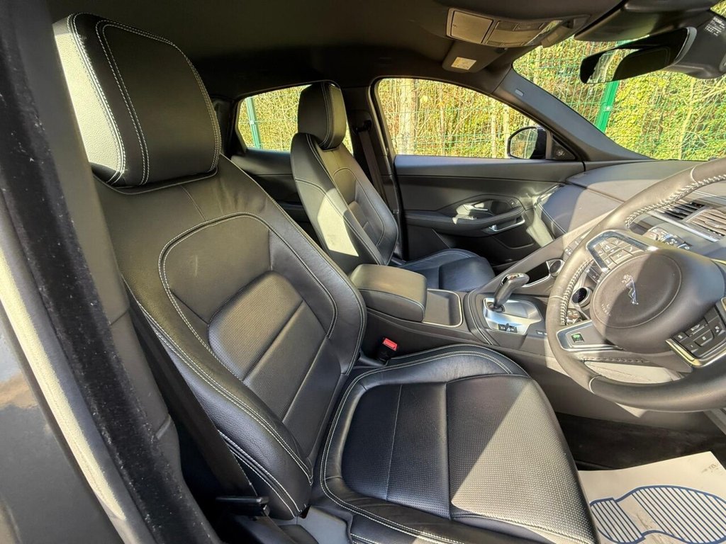 Used Jaguar E-Pace 2018 for sale - 76686359: Photo 40
