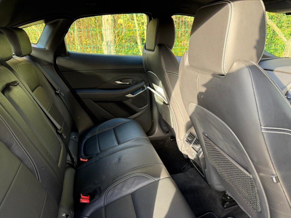 Used Jaguar E-Pace 2018 for sale - 76686359: Photo 48