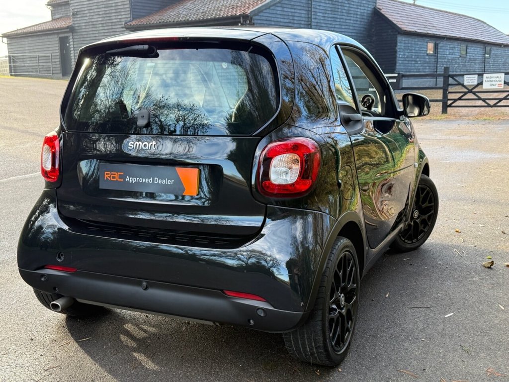 Used smart fortwo 2019 for sale - 76686355: Photo 2
