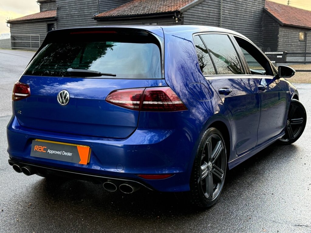 Used Volkswagen Golf 2016 for sale - 77231936: Photo 2
