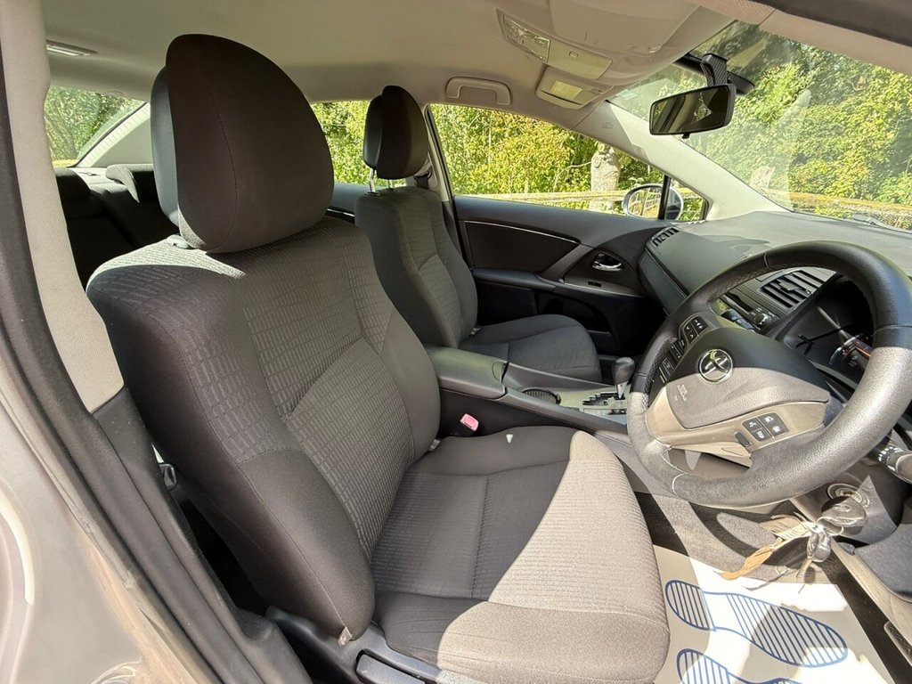 Used Toyota Avensis 2009 for sale - 75703553: Photo 24