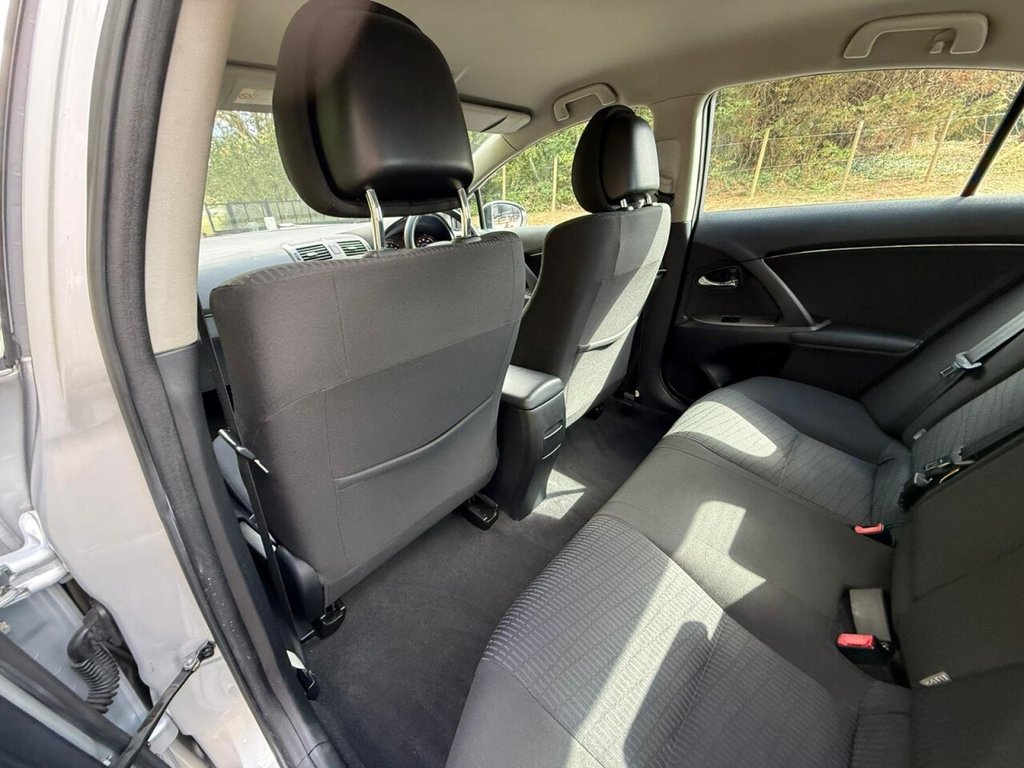 Used Toyota Avensis 2009 for sale - 75703553: Photo 42