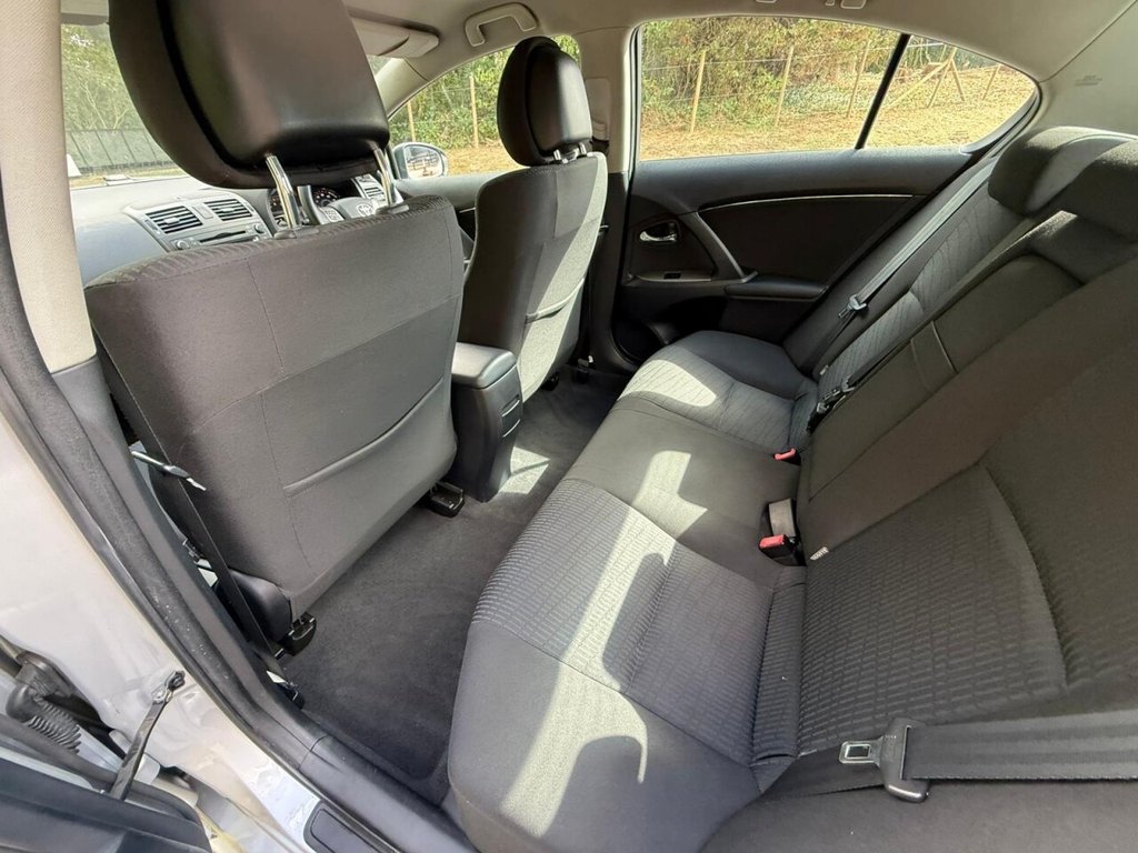 Used Toyota Avensis 2009 for sale - 75703553: Photo 44