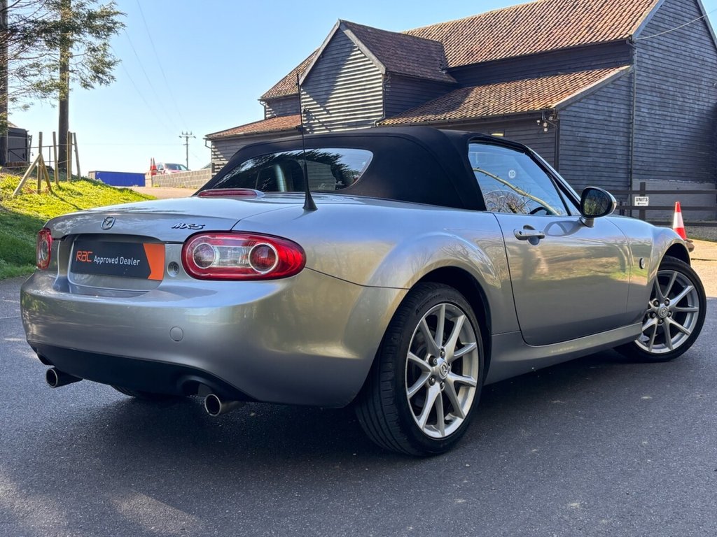 Used Mazda MX-5 2011 for sale - 77952639: Photo 2