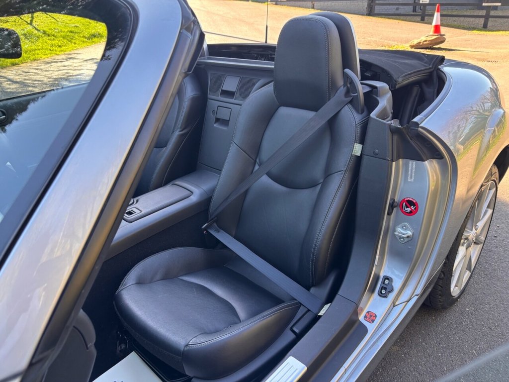 Used Mazda MX-5 2011 for sale - 77952639: Photo 33