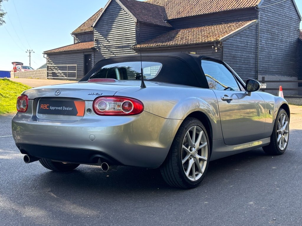 Used Mazda MX-5 2011 for sale - 77952639: Photo 6