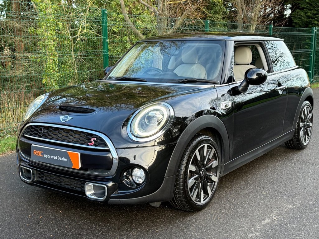 Used MINI Hatch 2019 for sale - 77007560: Photo 12
