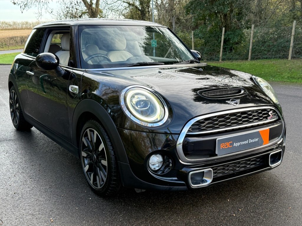 Used MINI Hatch 2019 for sale - 77007560: Photo 16