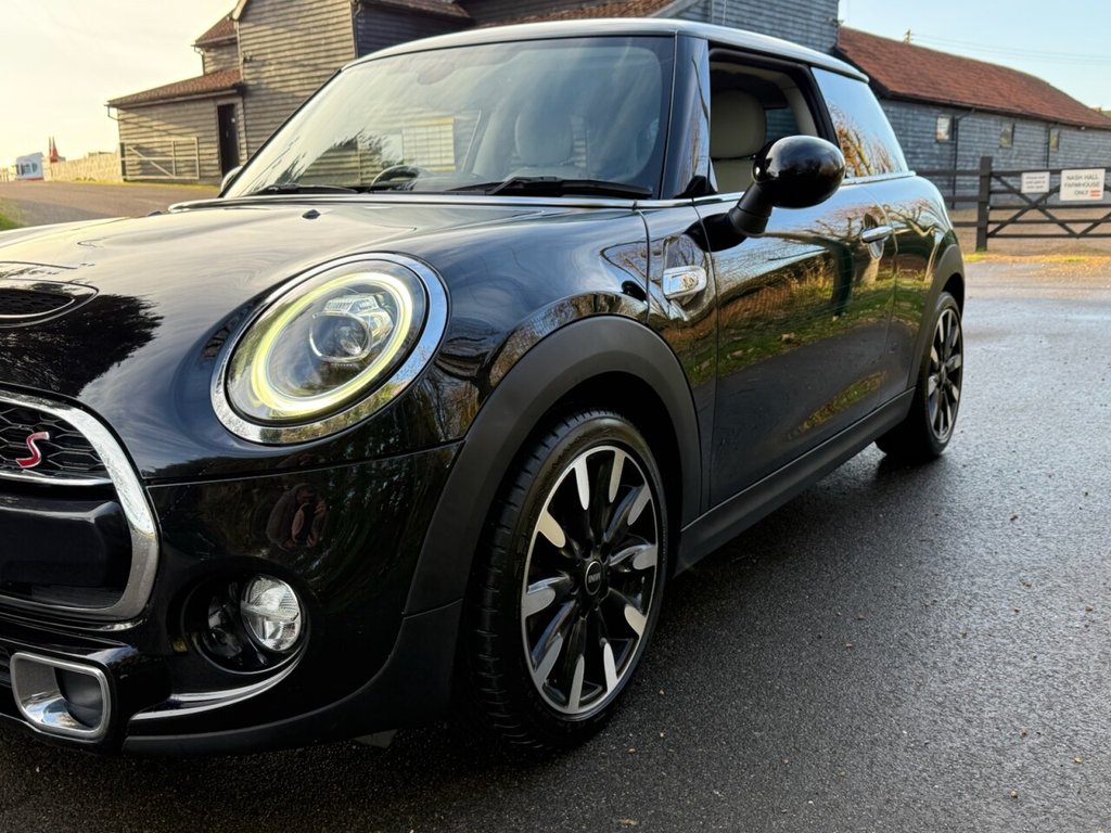Used MINI Hatch 2019 for sale - 77007560: Photo 24