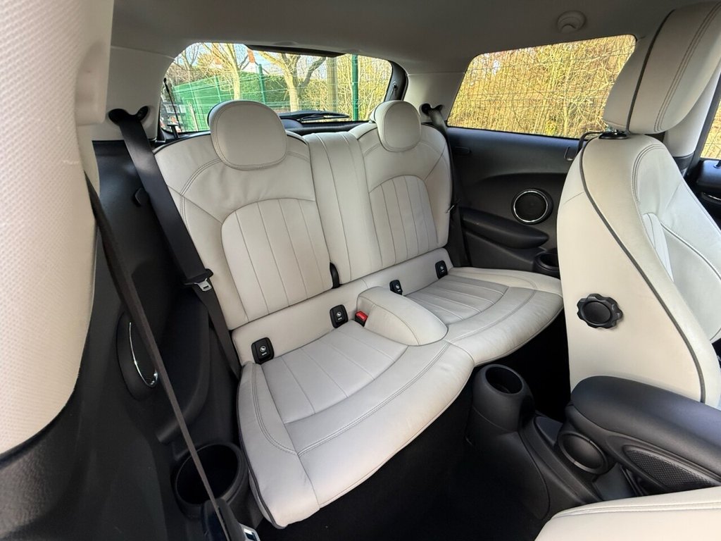 Used MINI Hatch 2019 for sale - 77007560: Photo 43