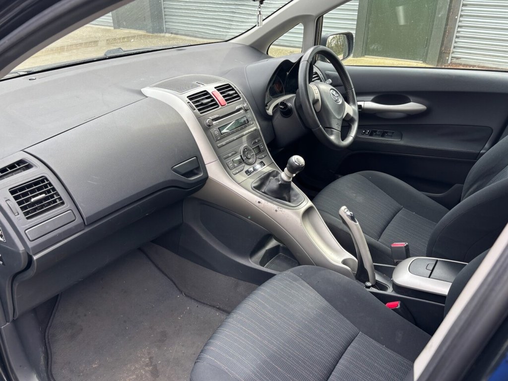 Used Toyota Auris 2010 for sale - 77953270: Photo 8