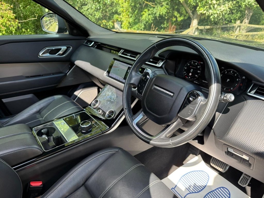 Used Land Rover Range Rover Velar 2018 for sale - 75596640: Photo 32
