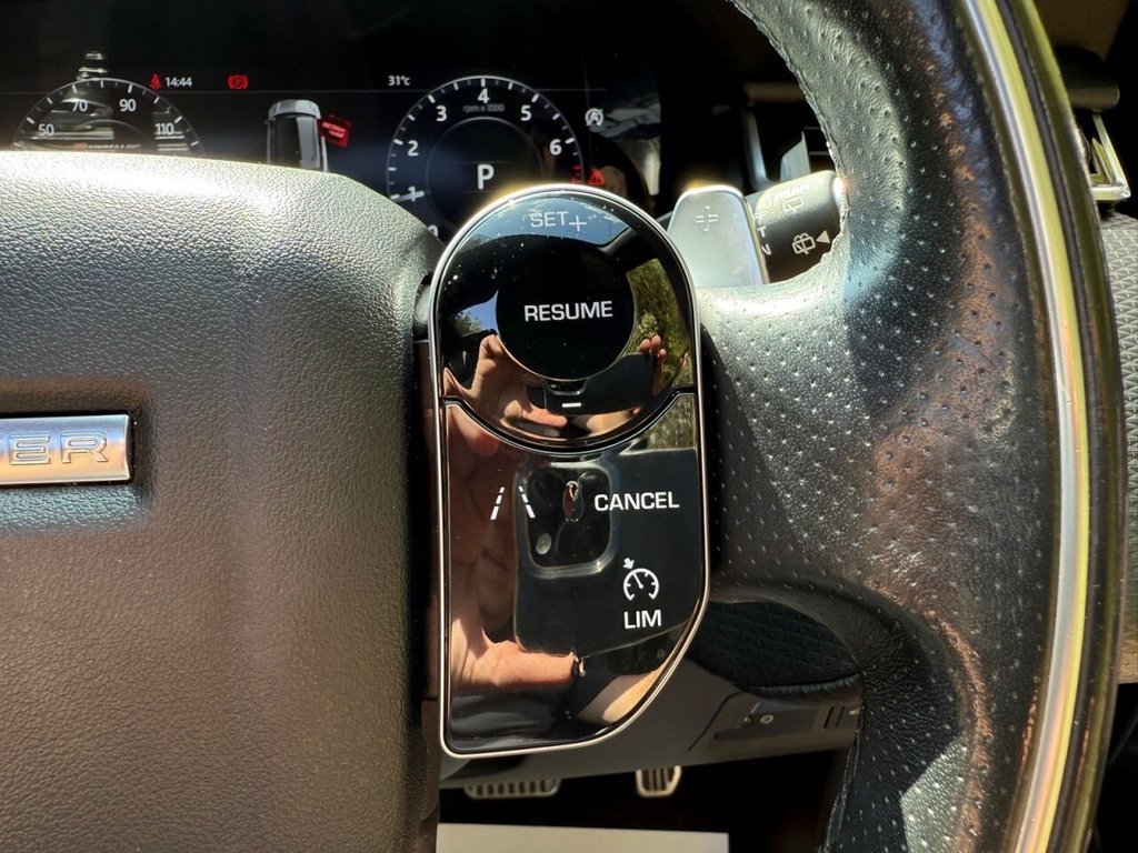 Used Land Rover Range Rover Velar 2018 for sale - 75596640: Photo 43