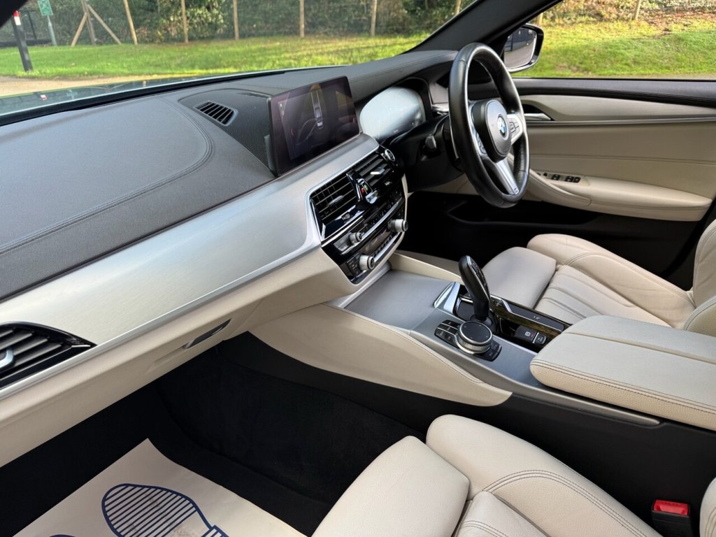 Used BMW 5 Series 2019 for sale - 76901150: Photo 17